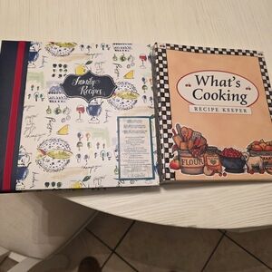 Family Recipes & What's Cooking Recipe Keeper Set START YOUR OWN family Recipe